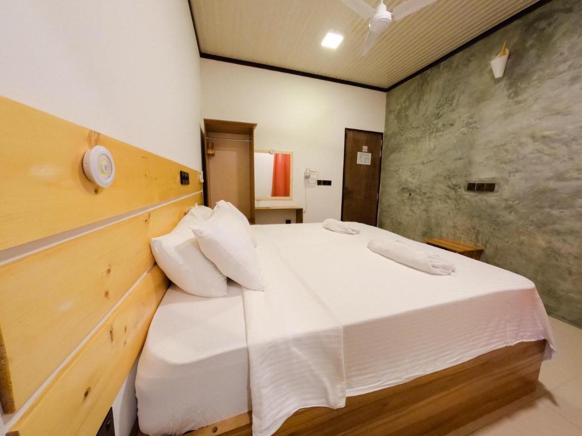 Huvan Inn Fulidhoo Extérieur photo