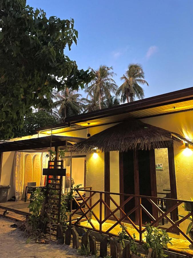 Huvan Inn Fulidhoo Extérieur photo